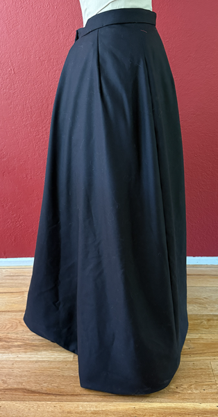 Reproduction 1890s Black Skirt Right. McCall's M8231