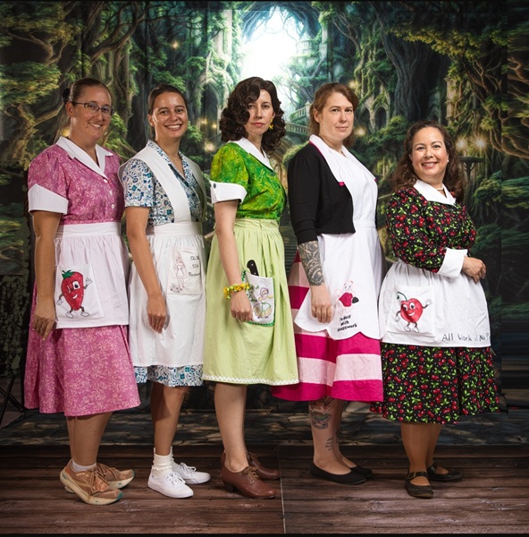 Reproduction 1950s Housewives Dress. Laughing Moon #134 Shirtwaist Dress. Photo by Mark Edwards Photographer.